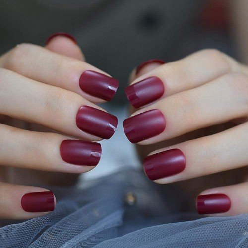 QULIN Vino rojo Clavo mate Cuadrado Color sólido Adulto Artificial Uñas postizas Medio Simple DIY Uñas acrílicas 24pcs
