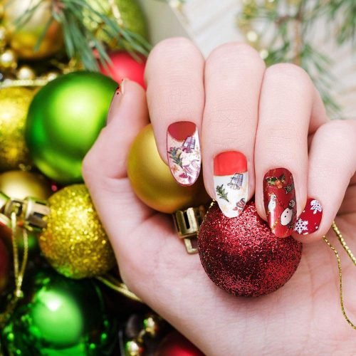 Uñas navideñas rojas y blancas