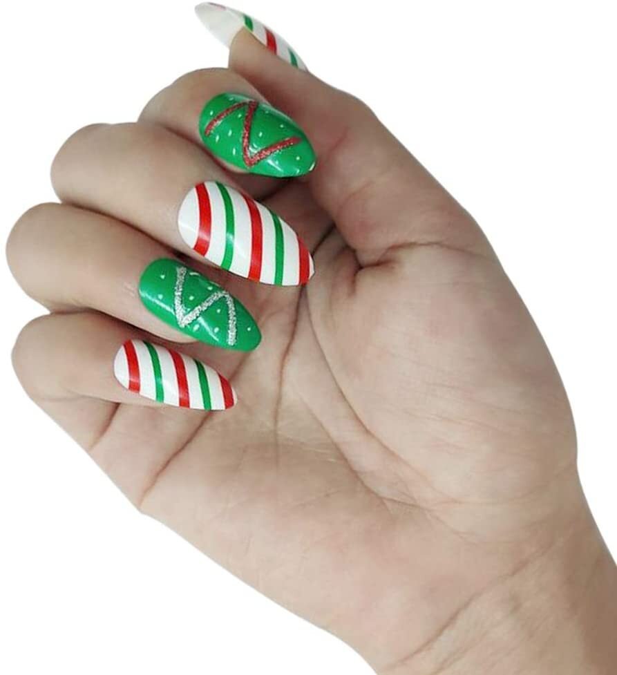 Uñas de Navideñas  2022 color verde y blanco