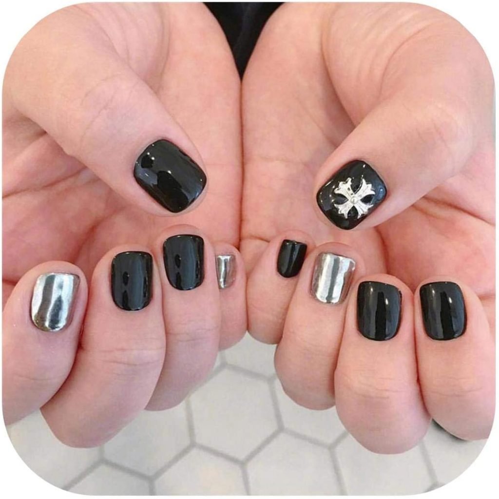 Uñas falsas cruzadas negras y plateadas Negro oscuro Pre-diseño Cabeza cuadrada Cubierta completa Puntas