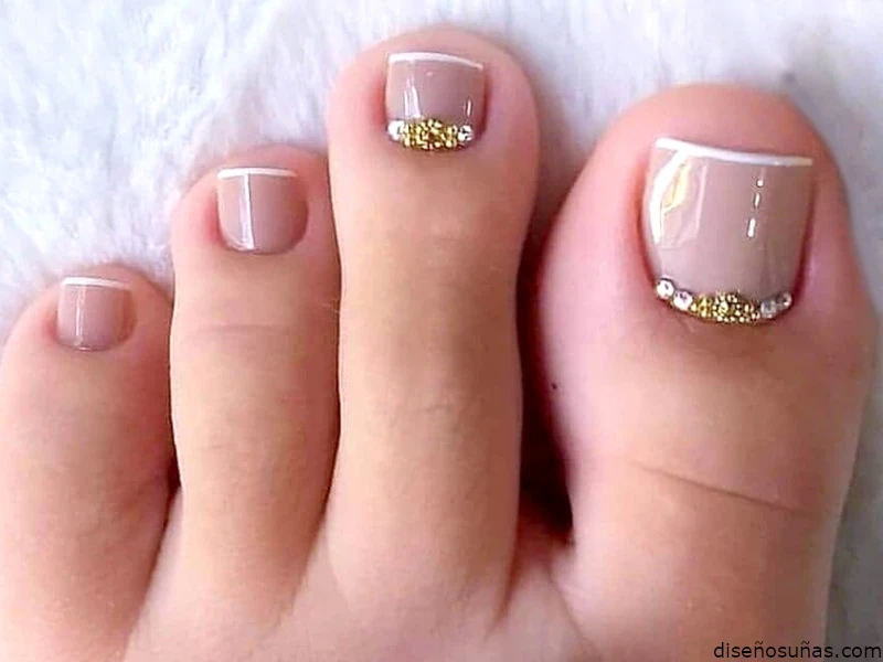 Uñas francesas para pies