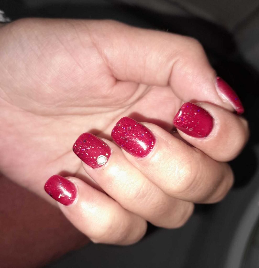 Uñas rojas de navidad